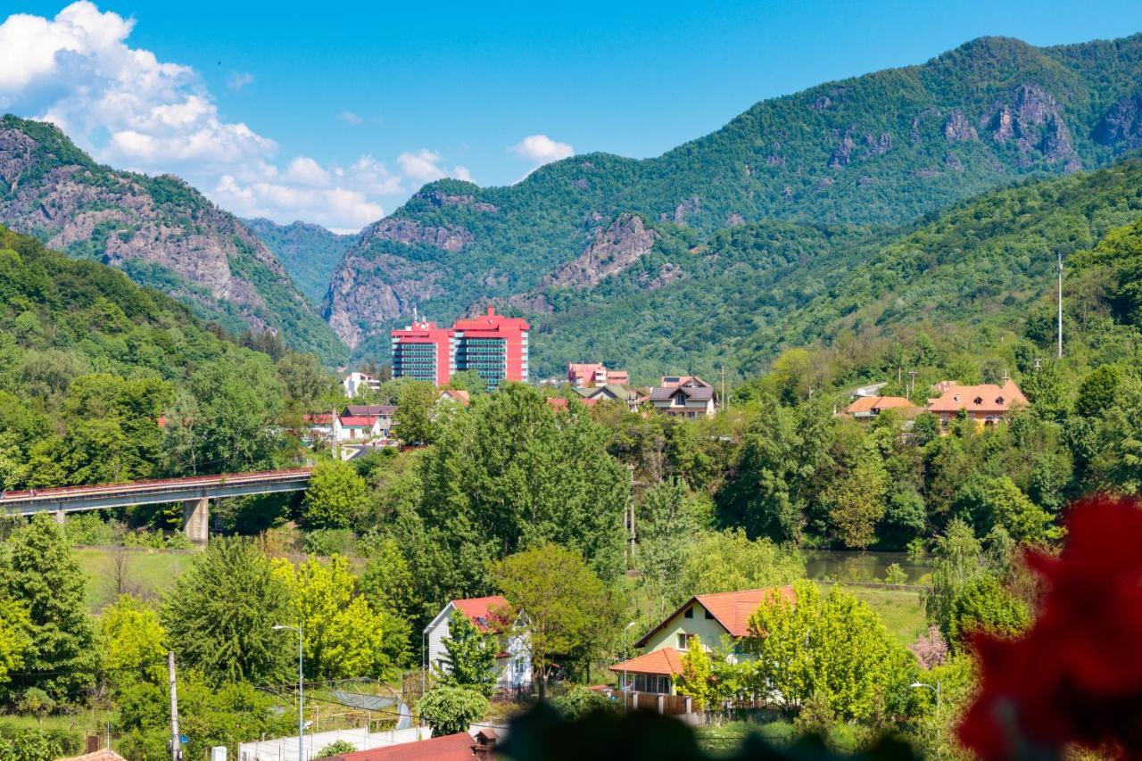 Hotel Orizont Călimăneşti Exterior foto